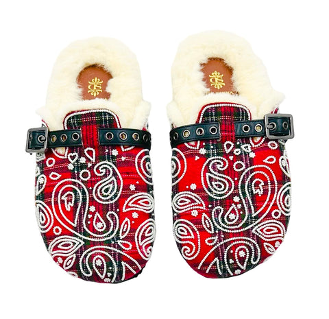 KANSAS EMBROIDERED CHECK CLOGS RED