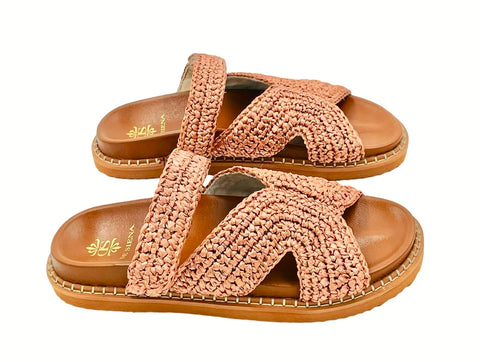 ZOEY WOVEN RAFFIA FUSSBETT WITH STRAP